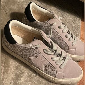 Vintage Havana Gray Sneakers with Star and Glitter